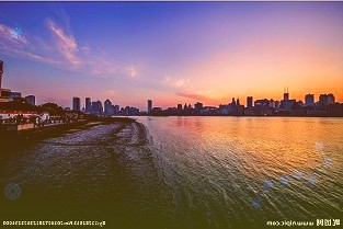 百胜智能:公司顺应行业技术发展趋势目前正在积极布局出入口智能管控领域